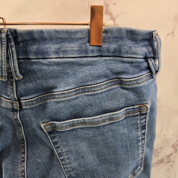 Good American Jeans Womens 14 16 18 Denim High Rise Medium Wash Full Length - Picture 10 of 11